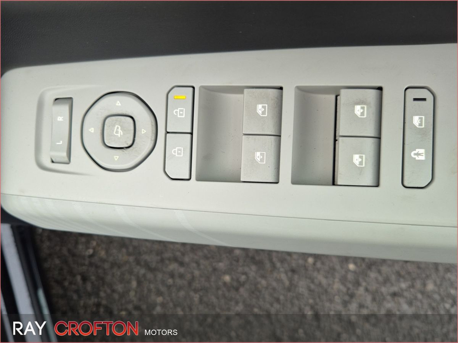 2025 Kia EV4 EV4 5 HB GT LINE LR 5DR AUTO €49,950