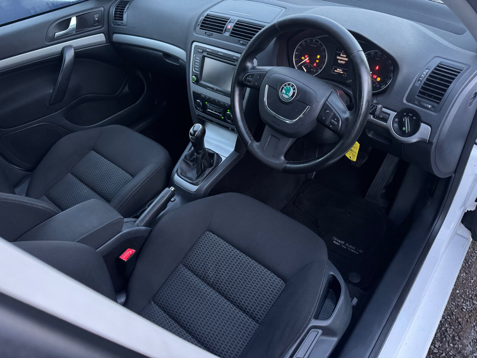 2012 Skoda Octavia 1.6 CR TDI ELEGANCE €4,950