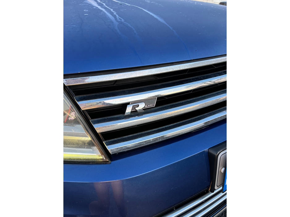 2017 Volkswagen Touareg V6 R-LINE + TDI B PLUS BLUEMOTION TECHNOLOGY €22,950