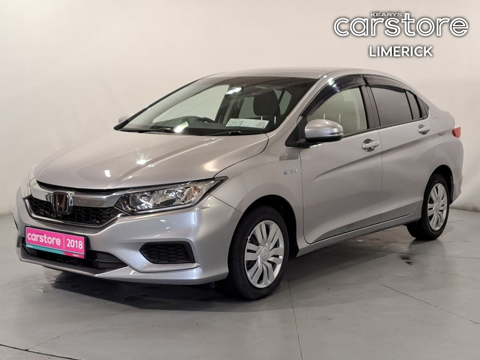 2018 Honda Grace GRACE DAA-GM4 4 DR AUTO €15,880