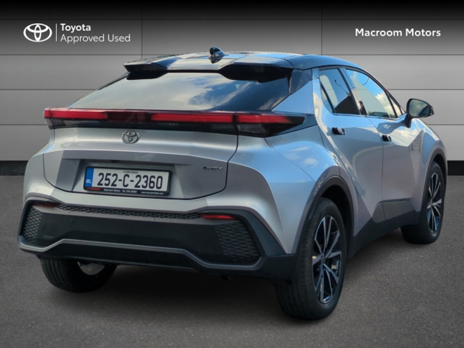 2025 Toyota C-HR FRESH SELECTION OF TRADE-INS C-HR SPORT + €43,000
