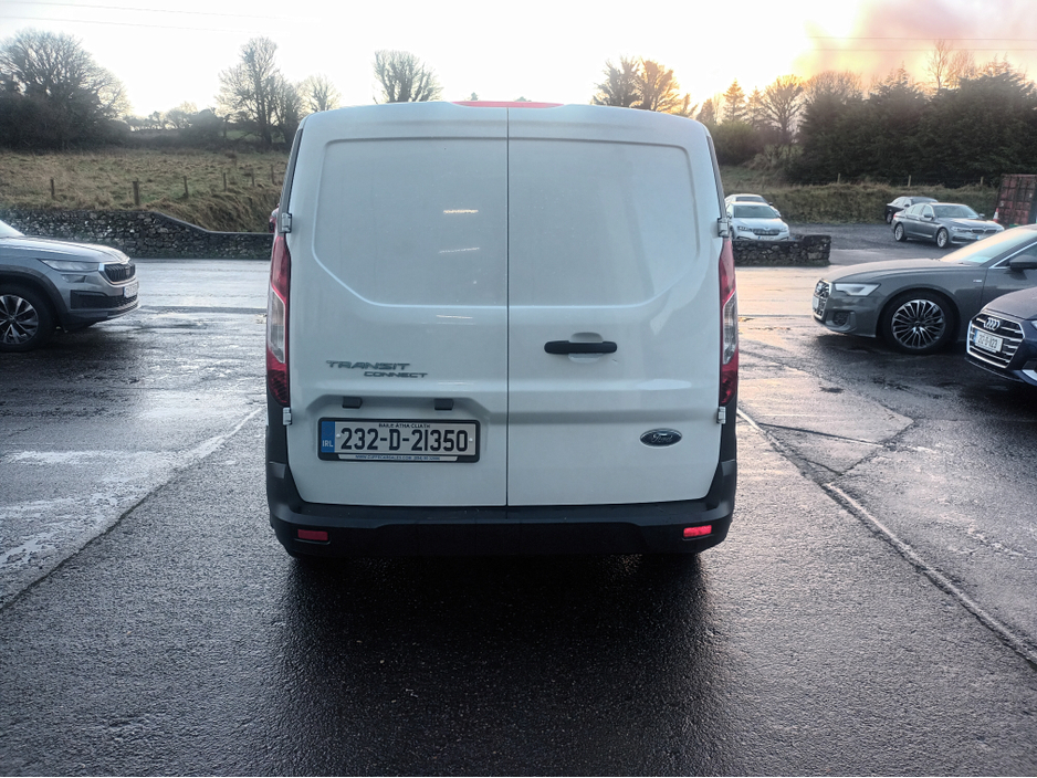 2023 Ford Transit Connect LWB**Air Con**3 Seater** €15,406