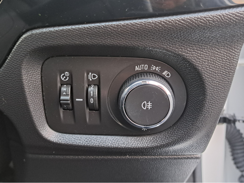 2021 Opel Corsa SC 1.2 75BHP **LED HEADLIGHTS** €13,950