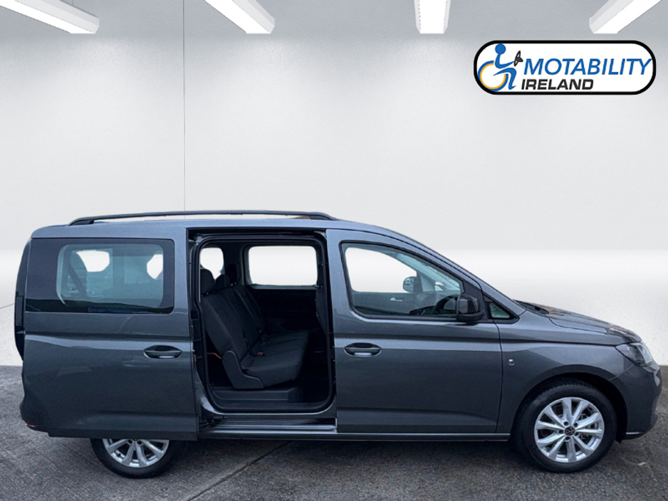 2026 Volkswagen Caddy Maxi 1.5 PHEV Wheelchair Accessible 7 Seats €69,995
