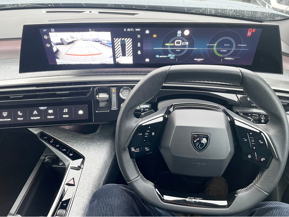 2025 Peugeot 5008 E 5008 GT-LINE 73KW 213BHP FULLY ELECTRIC €47,950