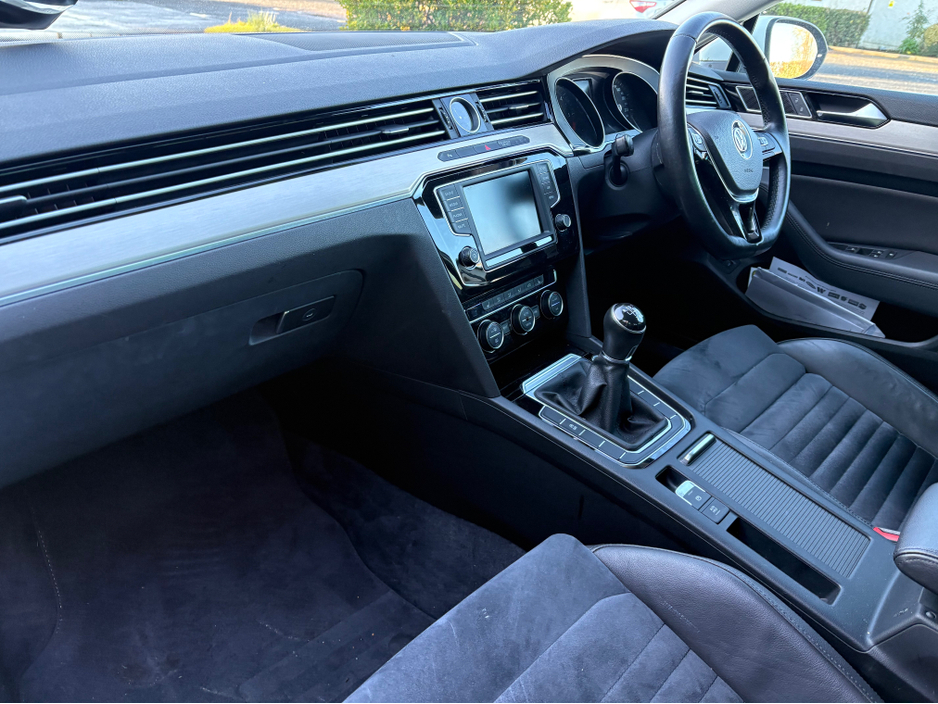 2015 Volkswagen Passat HIGHLINE 2.0 TDI MANUAL 6SPEED FWD 150HP 4DR €13,950