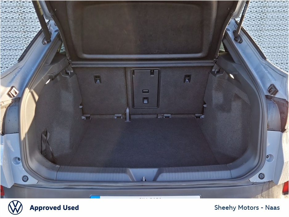 2022 Volkswagen ID.5 GTX Business 77kWh €30,995