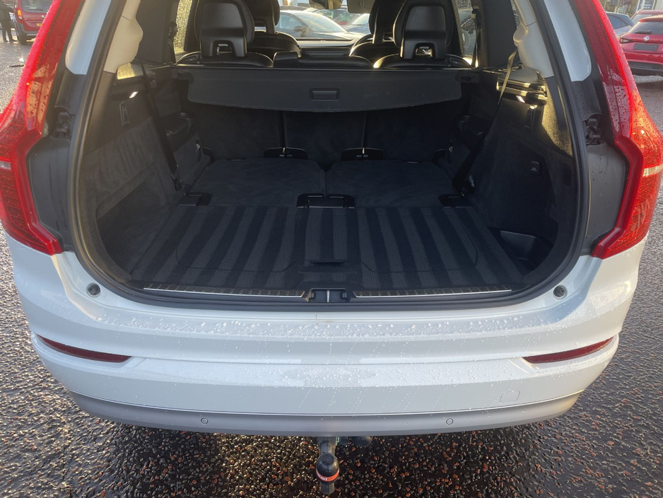 2021 Volvo XC90 Momentum