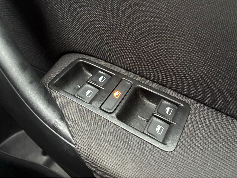 2016 Volkswagen Polo 1.2i TSI Petrol Automatic Comfortline €13,750