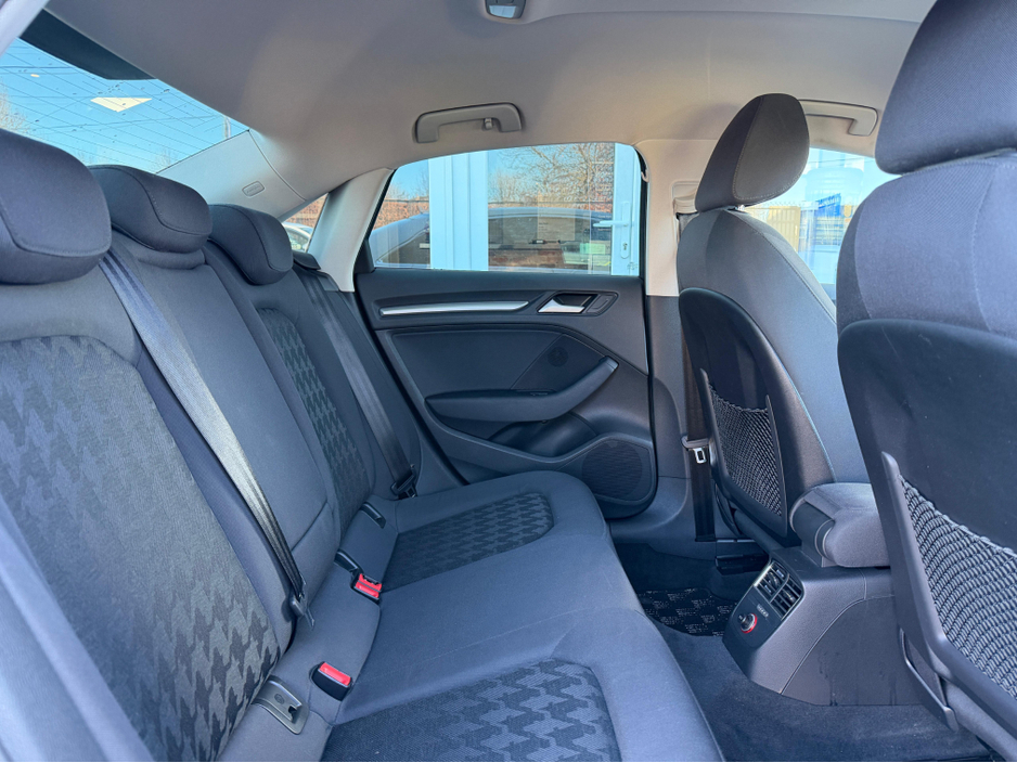 2014 Audi A3 1.4 TFSI SPORT S-TRONIC SALOON €15,450