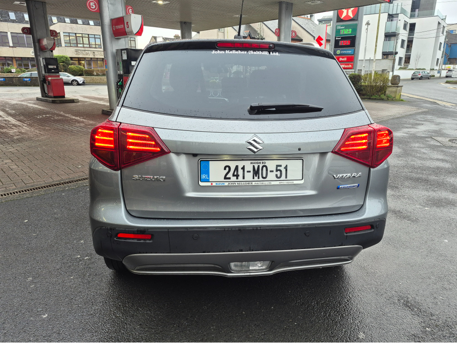 2024 Suzuki Vitara 1.4 B/JET HYBRID SZ5 AL €29,500