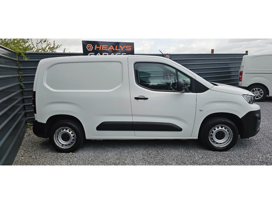 2022 Peugeot Partner ACTIVE 1.5 BLUE HDI 10 100 6.3 2DR €14,500