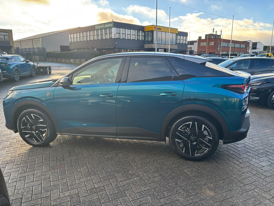 2025 Peugeot 3008  €42,950