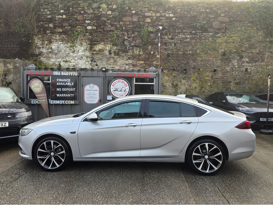 2018 Opel Insignia GRAND SPORT SRI 1.6 1 136PS 5DR €12,950
