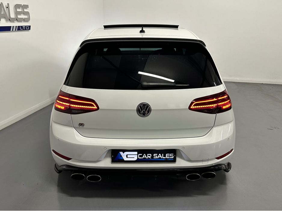 2018 Volkswagen Golf R TSI S-A DSG €34,750
