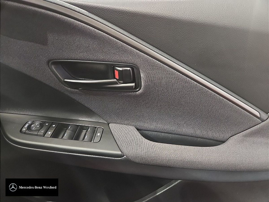 2025 Toyota C-HR SPORT PLUS HYBRID €38,895