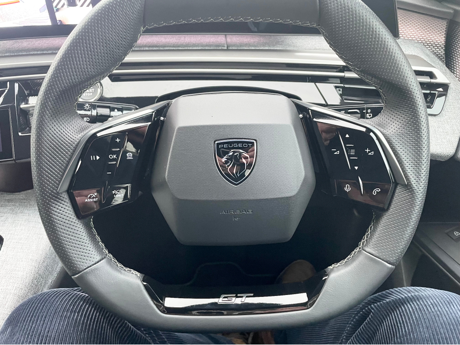 2025 Peugeot 5008 E 5008 GT-LINE 73KW 213BHP FULLY ELECTRIC €47,950