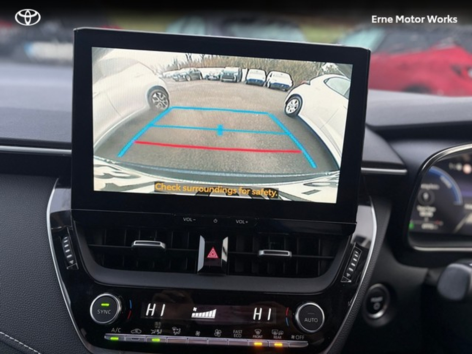 2023 Toyota Corolla COROLLA LUNA SPORT SALOON €28,450