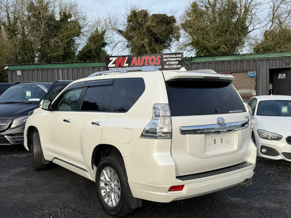 2017 Toyota Landcruiser 