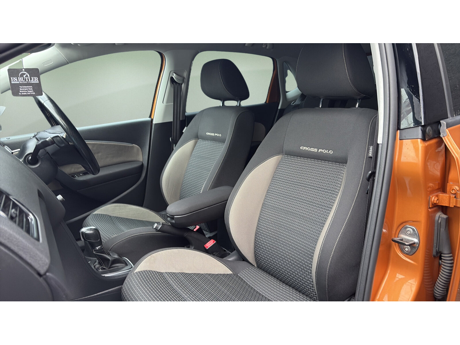 2016 Volkswagen Polo 1.2 TSI 5DR 90HP Crosspolo €12,900