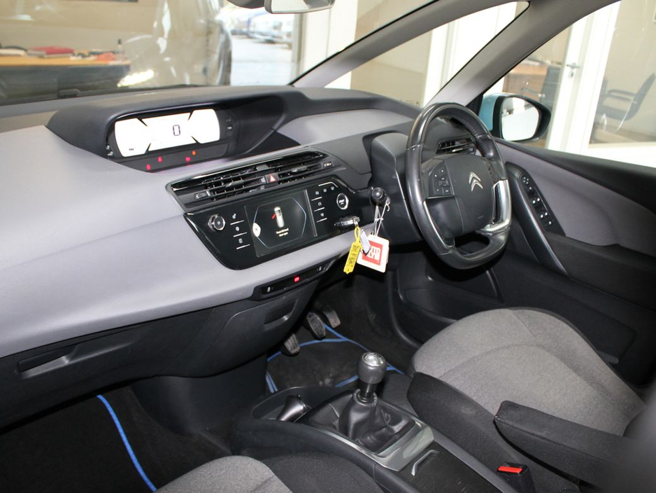 2015 Citroen C4 Picasso Grand C4picasso 1.6e-hdi (115) Selection €8,999