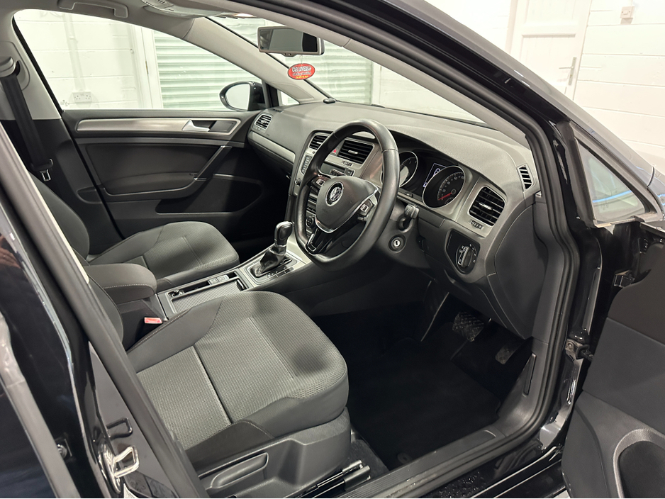 2014 Volkswagen Golf (141) GOLF 1.2TSI DSG LOW KMS VW/AUDI SPECIALISTS WWW.DENISDARCYCARS.IE €11,950