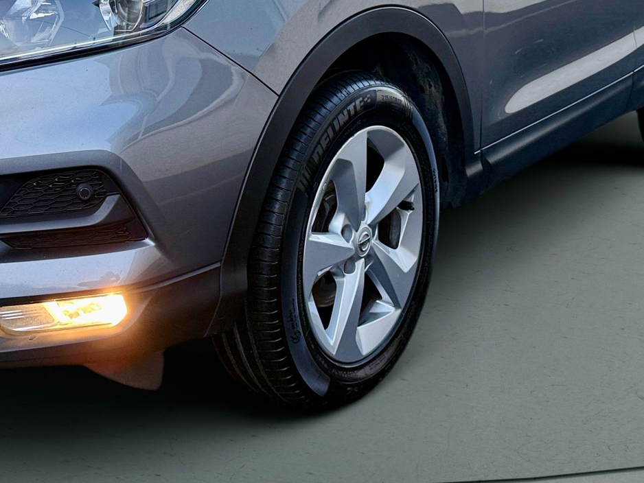 2018 Nissan Qashqai ACENTA 1.5 DCI 110 BHP **NEW MODEL**ONE UK OWNER**€180 TAX**FSH**MINT** €13,450