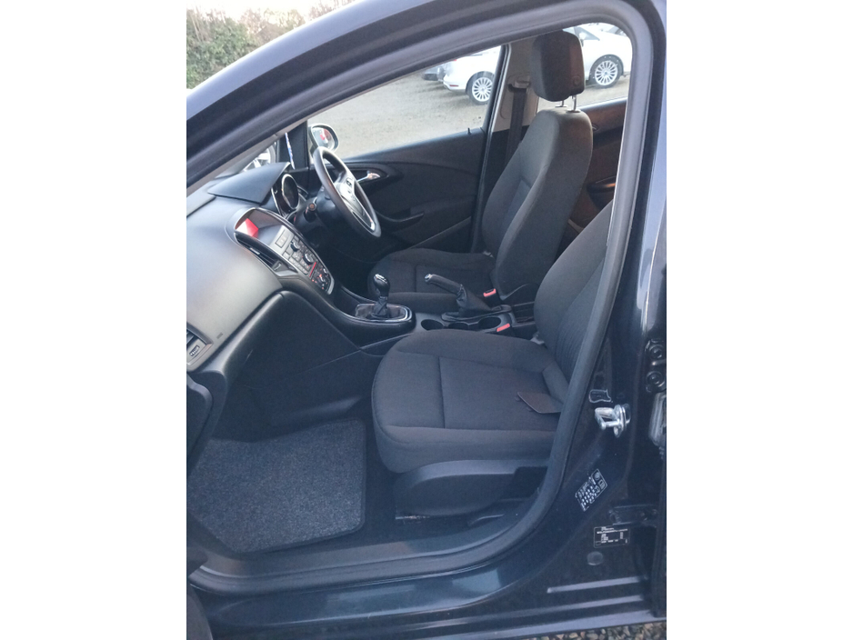 2015 Opel Astra 1.4 16v VVT 100PS S €5,995