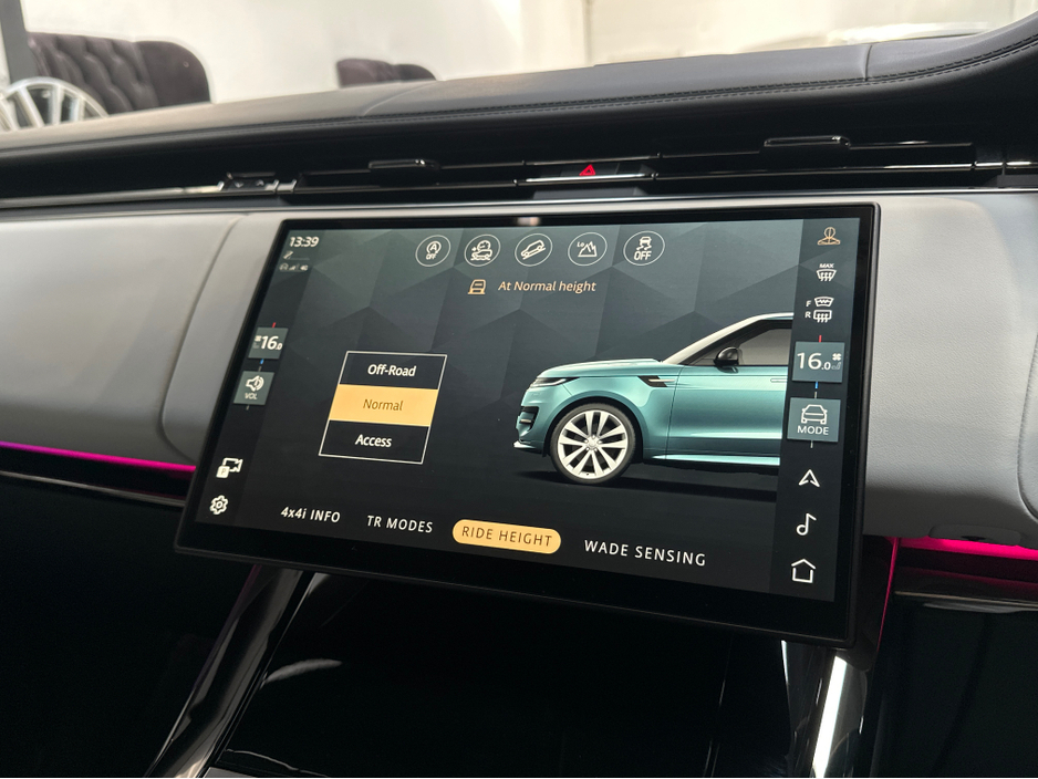 2025 Land Rover Range Rover Sport AUTOBIOGRAPHY P460 E-HYBRID €144,950