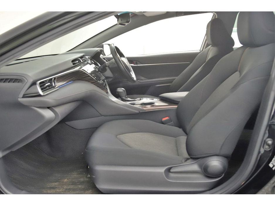 2019 Toyota Camry 2.5 HYBRID *REVERSE CAM*PARK SENSORS* €21,890