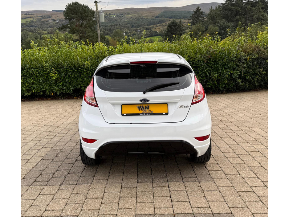 2017 Ford Fiesta 1.5tdci Sport €9,250