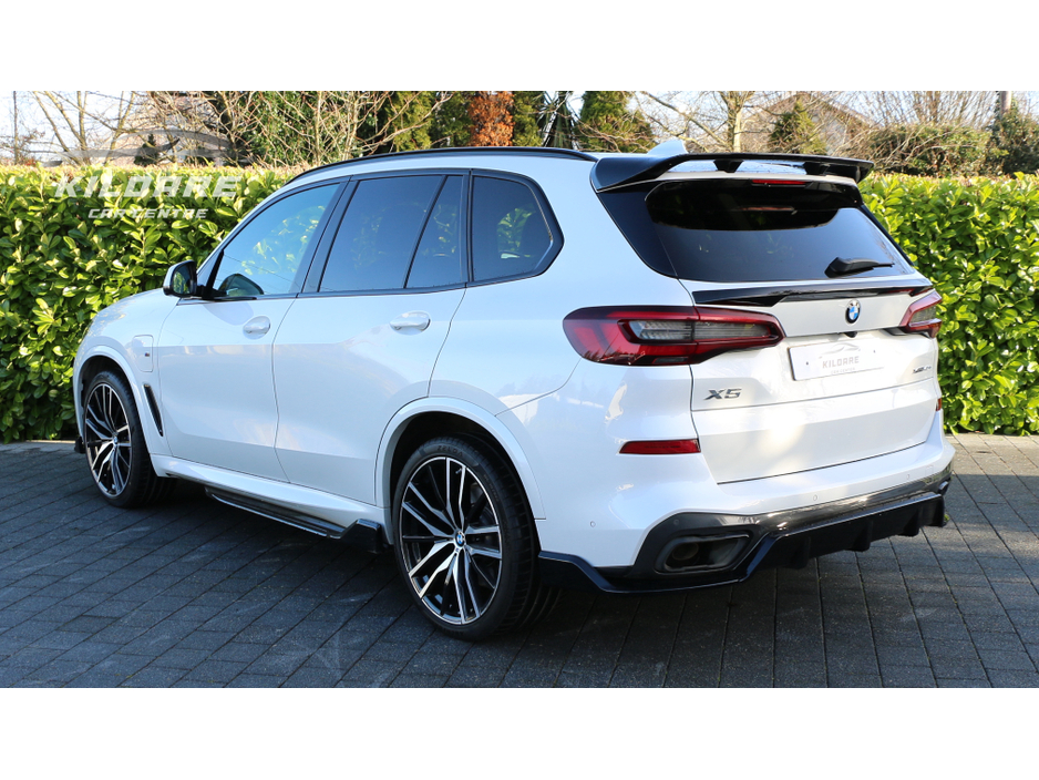 2021 BMW X5 XDRIVE 45E M SPORT €59,995