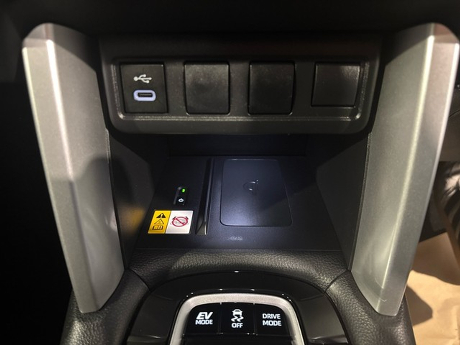 2025 Toyota Corolla Cross 1.8 SPORT HYBRID AUTO €40,450