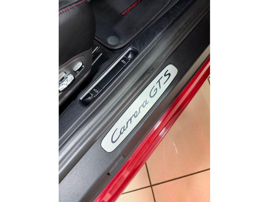 2017 Porsche 911 CARRERA GTS 3.0 PDK=HUGE SPEC//IRISH CAR//ONLY €790 ROAD TAX=FULL PORSCHE SERVICE HISTORY=TAILORED FINANCE PACKAGES AVAILABLE=TRADE IN'S WELCOME €104,995