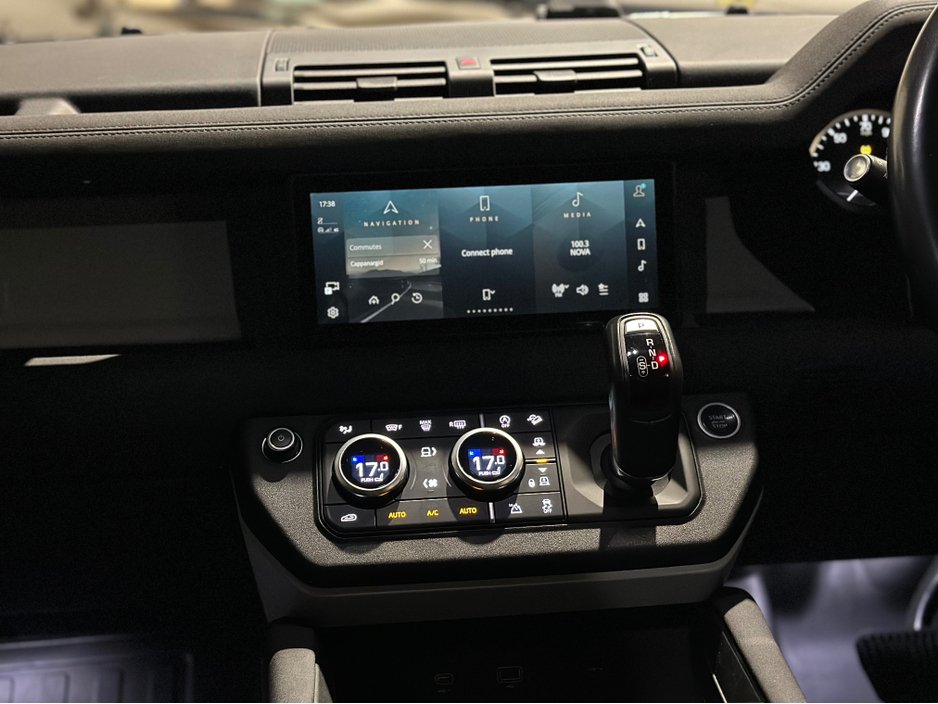 2022 Land Rover Defender D110 3.0 TURBO DIESEL COMMERCIAL €49,950