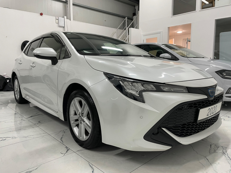 2020 Toyota Corolla 1.8 Hybrid Luna Sport Hatchback €18,995