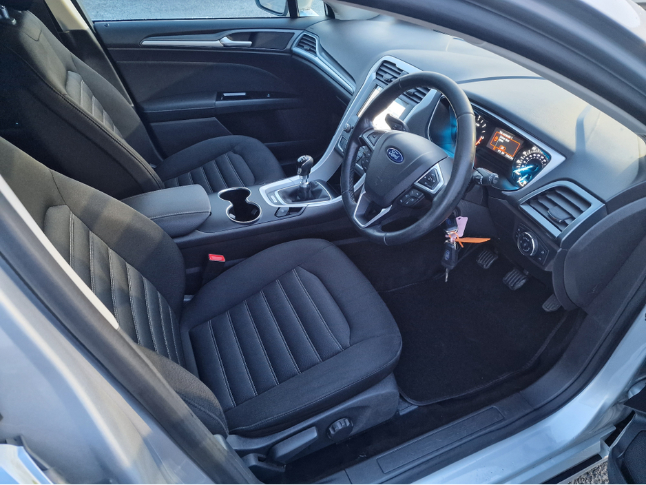 2017 Ford Mondeo 2.0 TDCI ZETEC-FULLY SERVICED €10,450