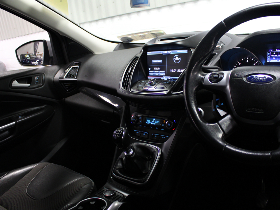 2017 Ford Kuga TITANIUM 2.0 TD 120 S6 M6 F 5DR FWD €14,950