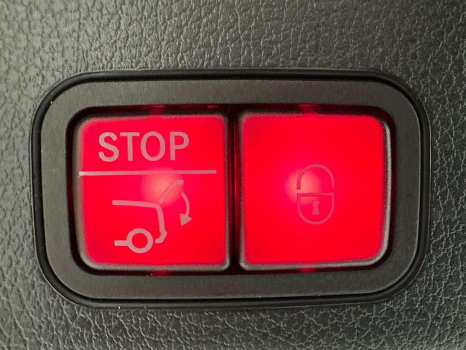 2025 Mercedes-Benz GLB GLB200 D Progressive Line + *Saving €8,748 from new price* €61,900