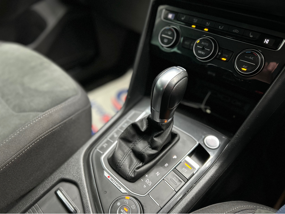 2020 Volkswagen Tiguan €28950! 2020 VW TIGUAN 2.0 TDI HIGHLINE 4MOTION / HUD, HEATED SEATS, 360 Cameras €28,950