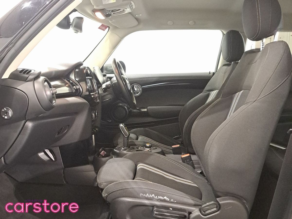 2020 MINI Hatch Cooper Classic Auto €15,880