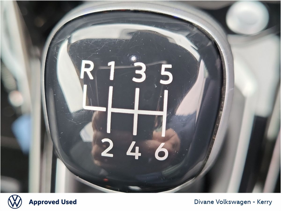 2025 Volkswagen T-Roc R-LINE 75 2.0 TDI 116 BHP €37,950