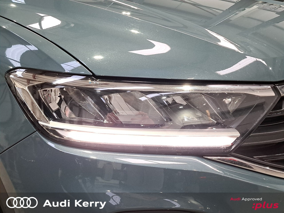 2023 Volkswagen T-Roc 2.0TDI 116HP LIFE €31,950