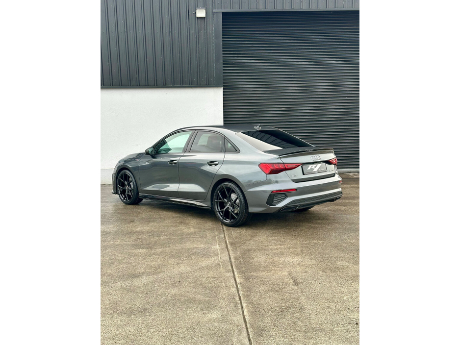 2022 Audi A3 35 TDI 150HP S tronic S Line €36,995