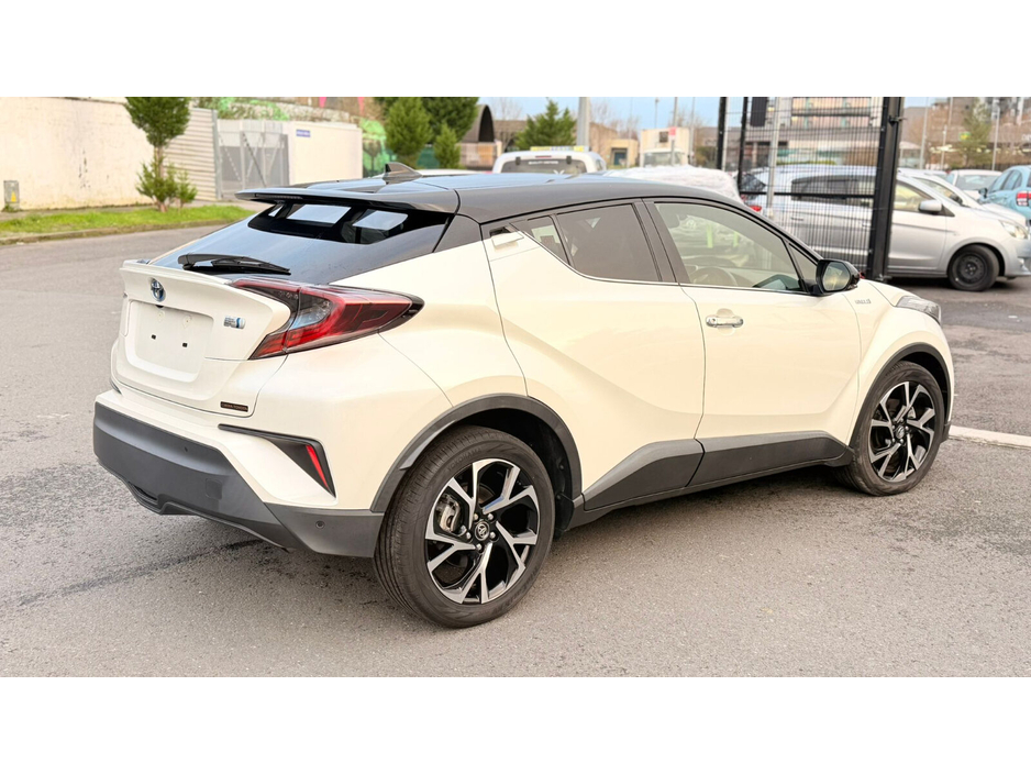2018 Toyota C-HR 1.8 HYBRID SPORT €21,499