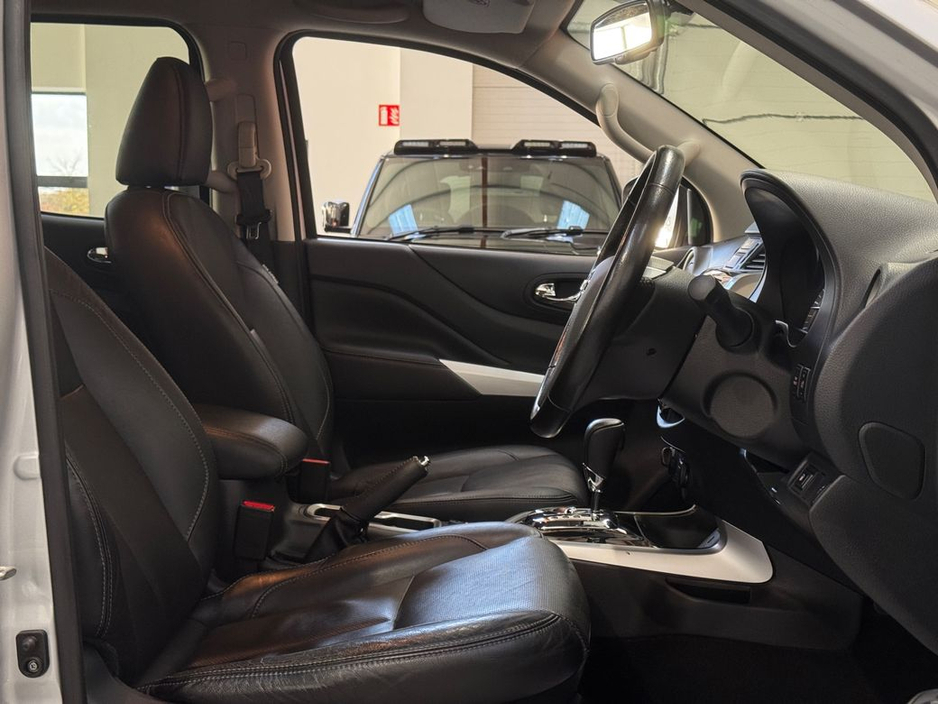 2021 Nissan Navara DCI TEKNA #27 €24,950