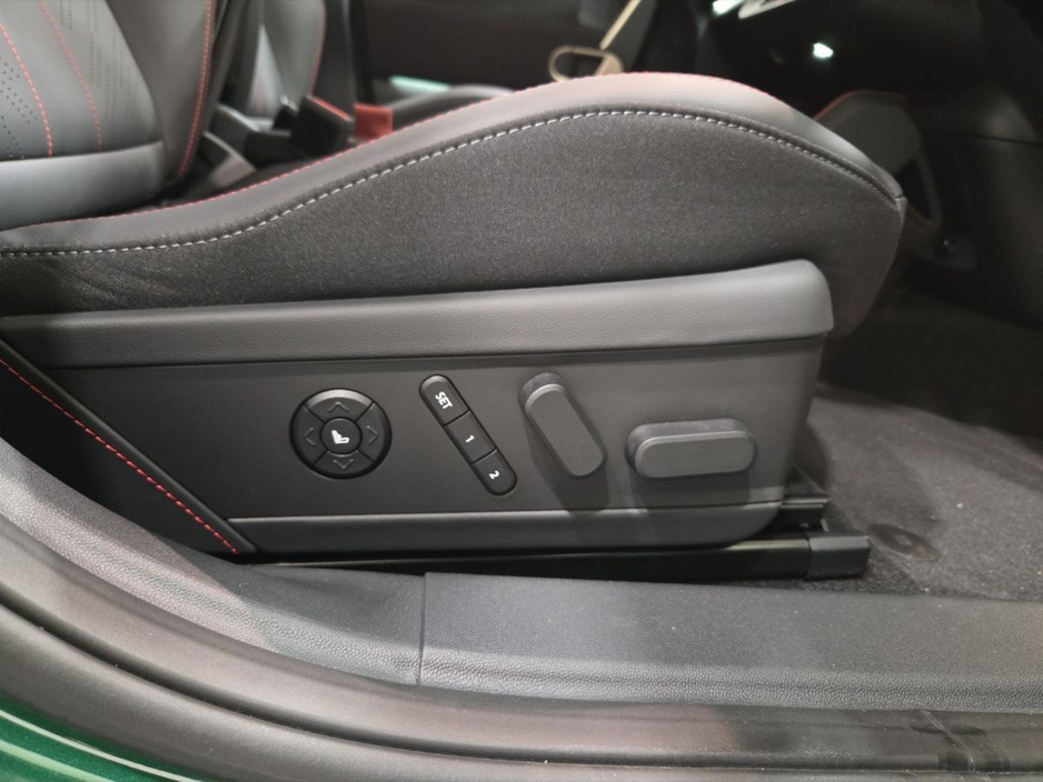 2026 MINI Aceman JCW