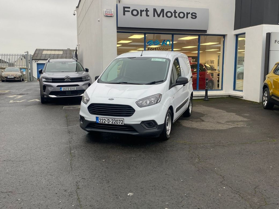 2022 Ford Transit Courier Base 1.5TD 75PS M6 2DR €11,000