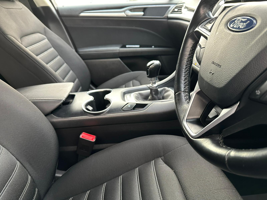 2019 Ford Mondeo 2.0 TDCI ZETEC 150PS NAV SERVICE HISTORY €13,649