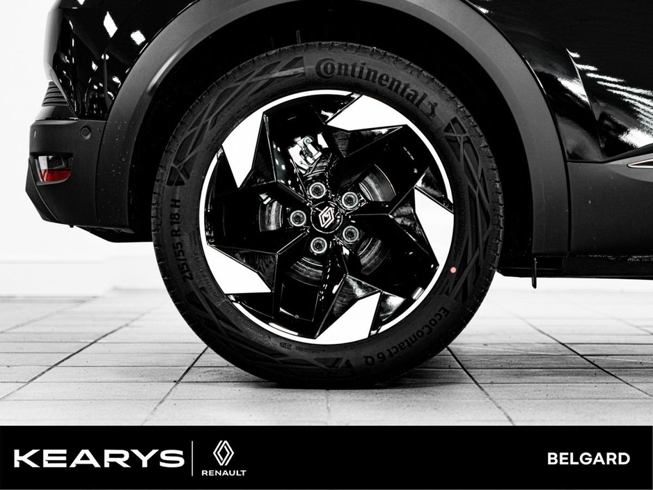 2026 Renault Captur Order your 261 Techno Full Hybrid E-Tech 160 TODAY! €36,190